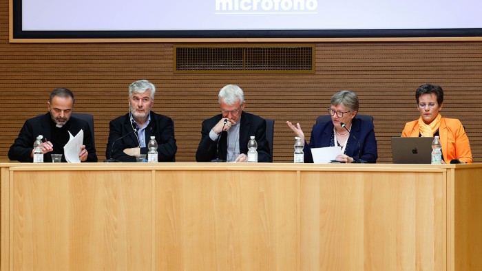 20241017T0700-SYNOD-FORUM-PRIMACY-1783682_web cropped